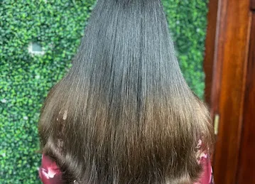 Gloss N Shine Ladies Beauty Salon & Spa