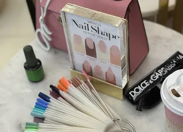 Gloss Up Beauty Lounge