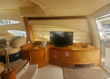 Gold's Yacht - Yachts and Boats Rental in Dubai