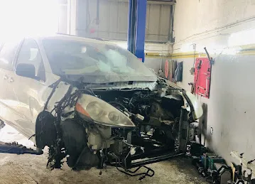 Golden Castle Auto Maintenance القلعة الذهبية لصيانة السيارات