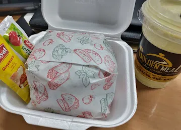 Golden meal cafeteria
