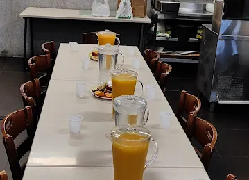 Golden Picnic Restaurant