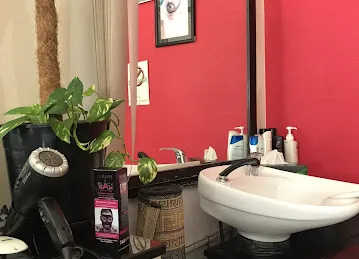 Golden Scissors Salon br