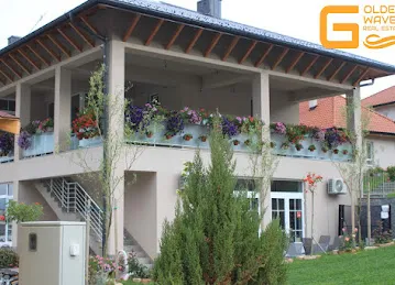 Golden waves real estate