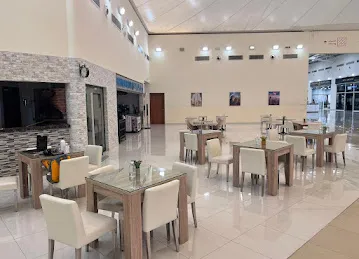 Gourmet Corner Restaurant & Cafe