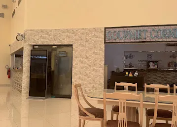 Gourmet Corner Restaurant & Cafe