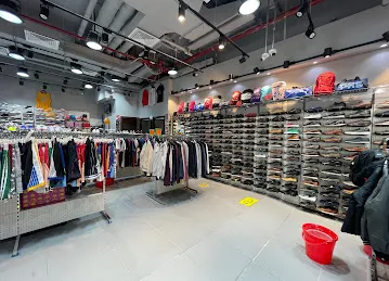 Grand outlet Al Rigga 2
