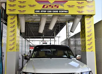 Grand Service Station Al Warqa