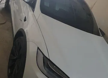 Green Shine auto repairing workshop