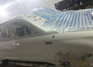 Green Shine auto repairing workshop