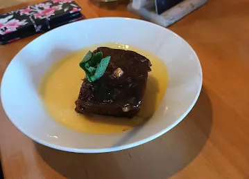 Gurleen Zuccero Caker