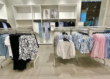 H&M