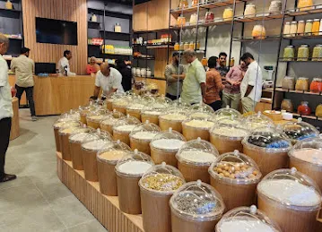 HAJI SPICES & FLOUR MILL KARAMA
