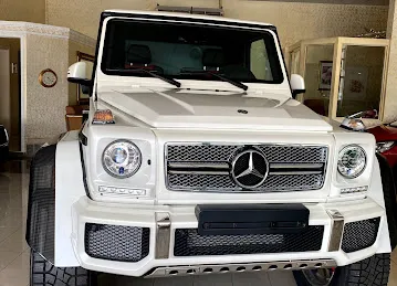Hamed luxury car