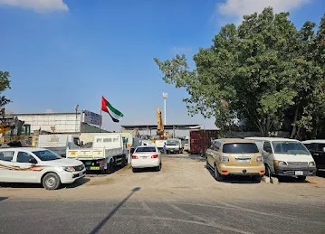 Hamza Chenadan Auto Repairing(Garage)