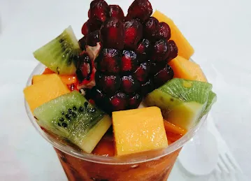 Happy cafeteria
