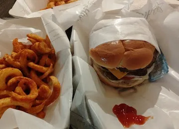Hardee's