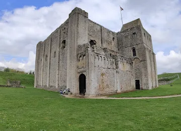 Hay SPA Center