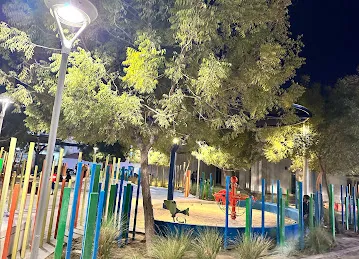 حديقة بني ياس شرق 7