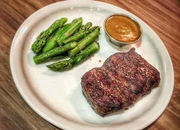 HEAT - AL BARSHA (Healthy Eats & Treats)