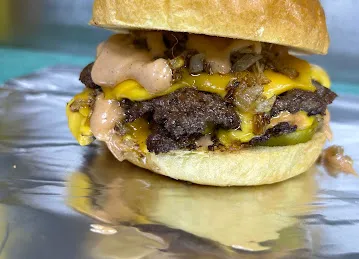 Heavens Burger - Al Shahama