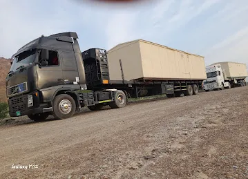 Heavy truck and low bed rental