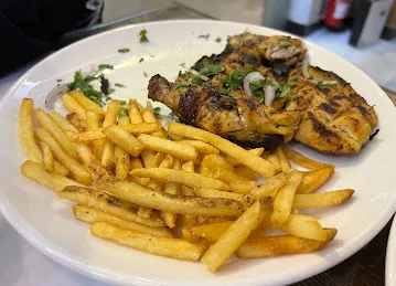 Hello Chicken Restaurant | مطعم هلو تشكن