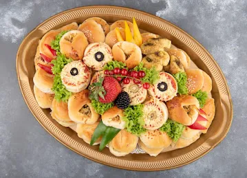 حلويات و معجنات شهد الامارات -shahad Al emarat sweets and pastries