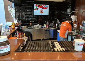 Holland House Mini Pancakes City Walk