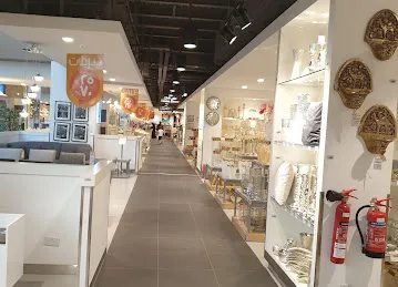 Homes r Us - Zabeel Furniture Mall
