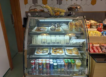 Honey Hazel Cafeteria