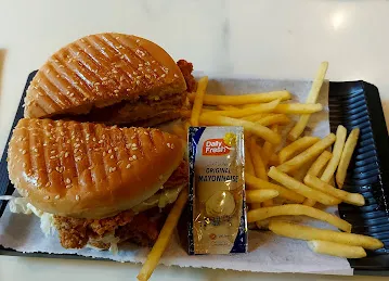 Hot burger cafeteria