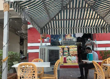 Hot n Cool Corner Cafeteria, Oudmetha
