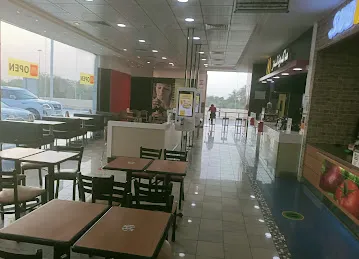 House of Tea Cafeteria