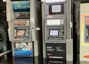 HSBC ATM - Emirates Group Headquarters