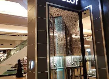 Hublot Dubai Mall of The Emirates Boutique