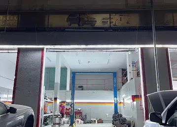 Humaid Al Suwaidi Garage