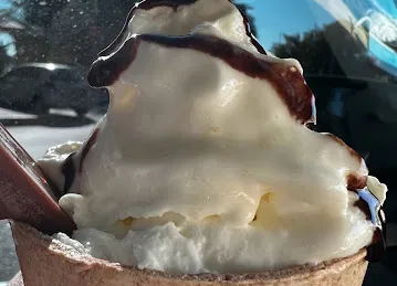 ICE HUT CAFE