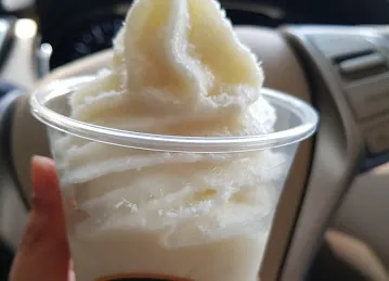 ICE HUT CAFE
