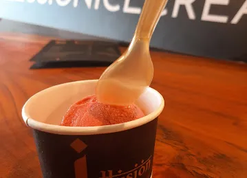 Illusion Ice cream