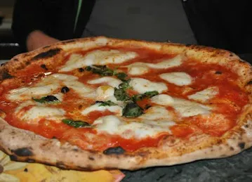 Italian Restaurant & Pizzeria