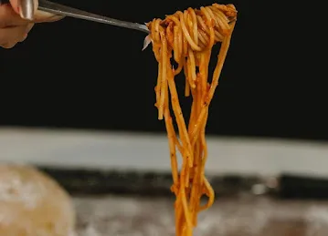 Italiano pizza pasta coffee