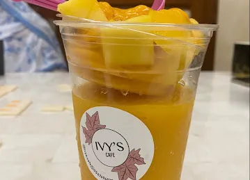 IVY'S Cafe