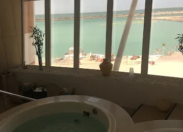 J Club at Jumeirah Emirates Towers
