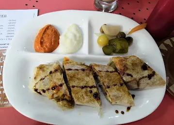 Jabal Al Zaitoon Restaurant And Cafeteria