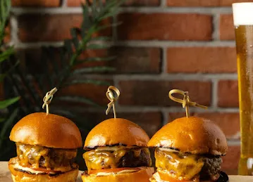 JamJars Restaurant & Bar