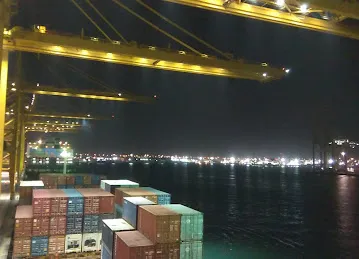 Jebel Ali International container terminal