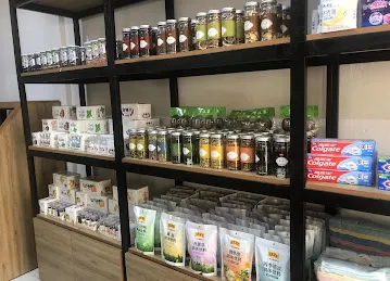 jiahong grocery llc