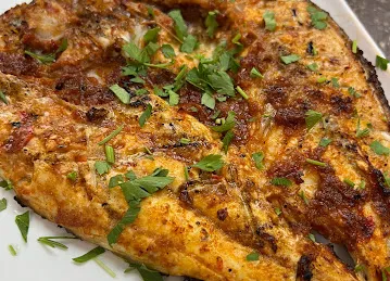 جندوفلى للمأكولات البحرية الميناء - Gandofly seafood restaurant Almina