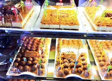 جراند بيك للحلويات والمعجنات GRAND BAKE SWEETE & PASTRIES